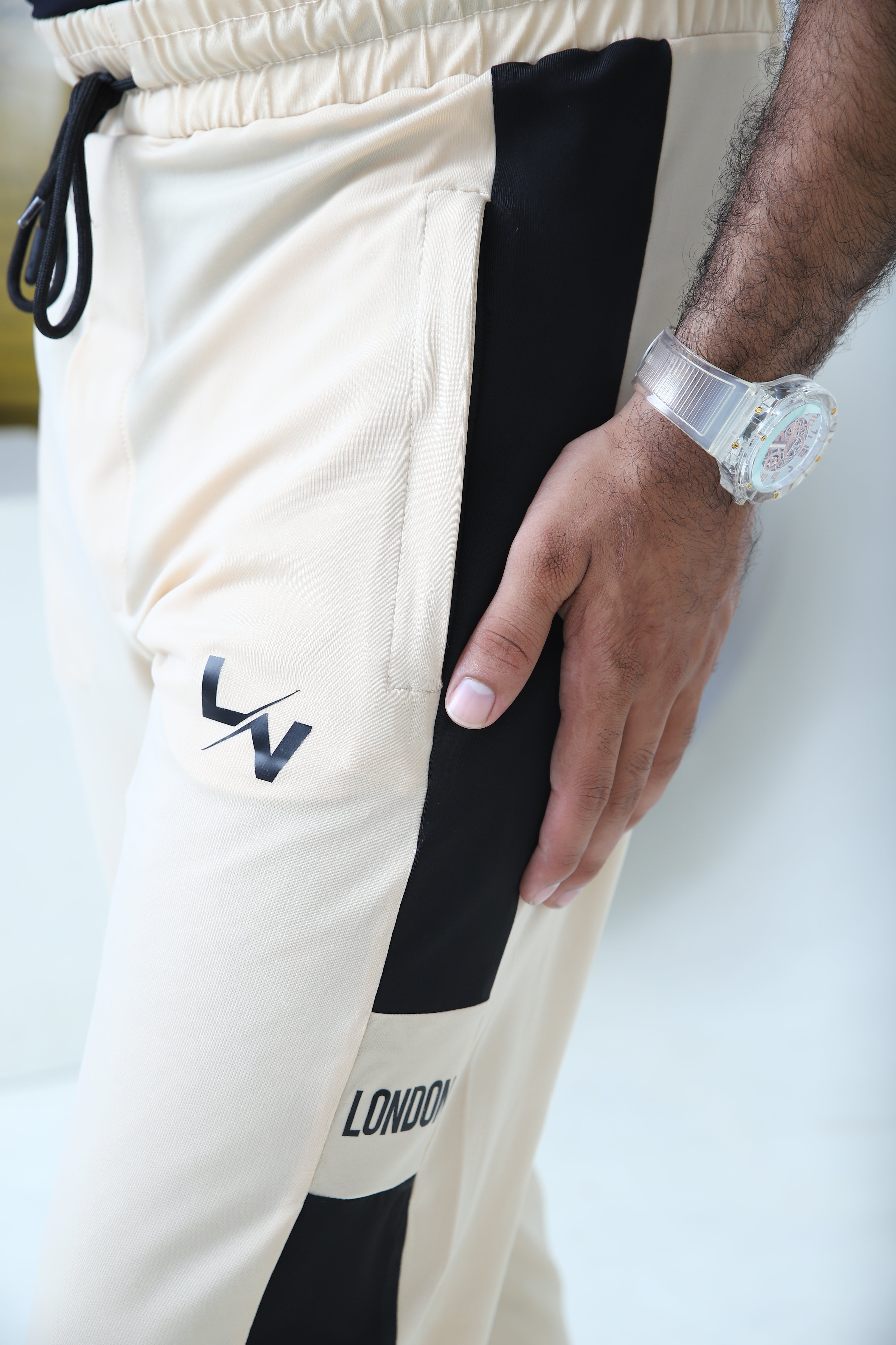 LV PREMIUM 4 WAY STRETCHABLE UNISEX SKIN PANEL TROUSER 011