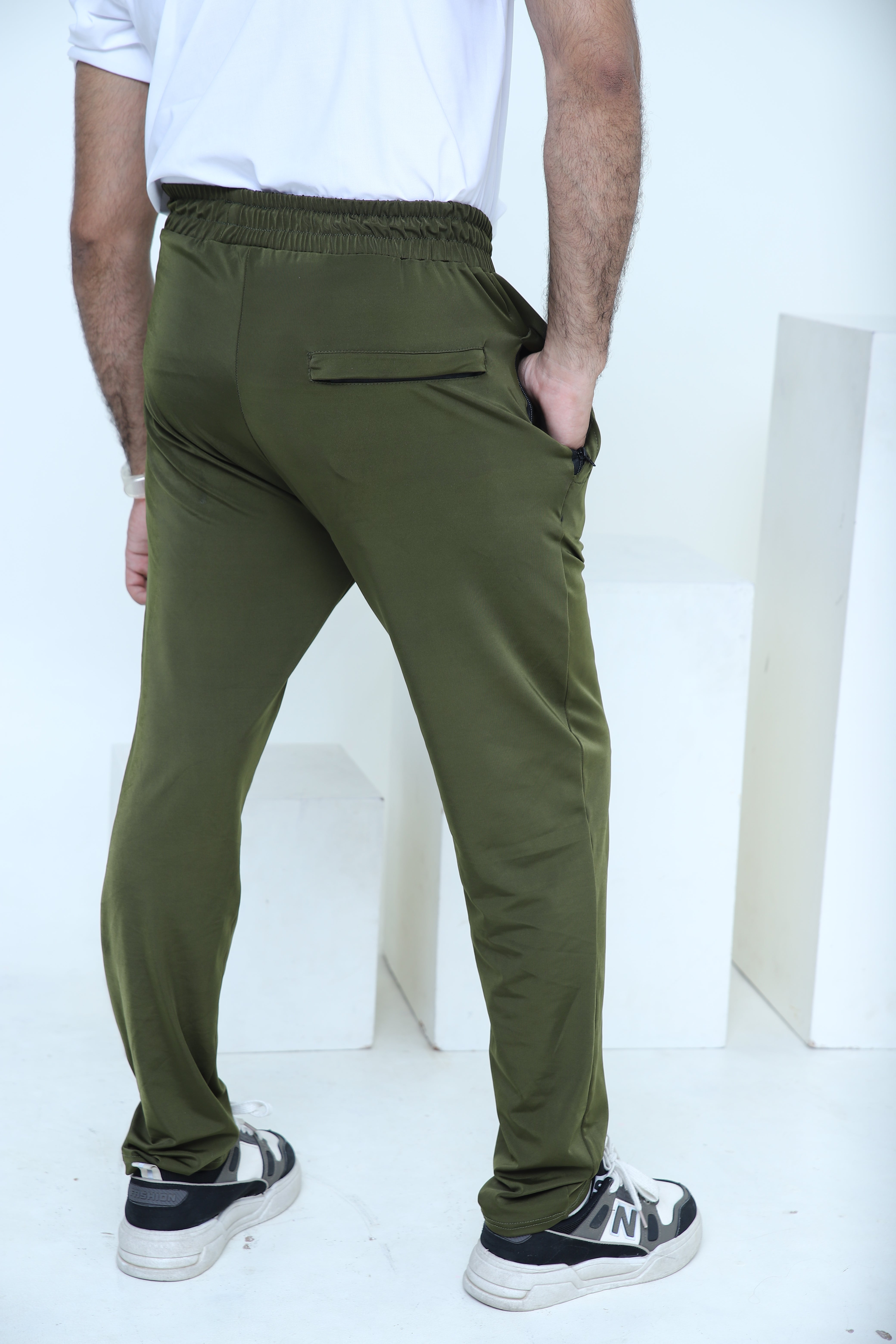 LV PREMIUM 4 WAY STRETCHABLE GREEN PLAIN TROUSER 012