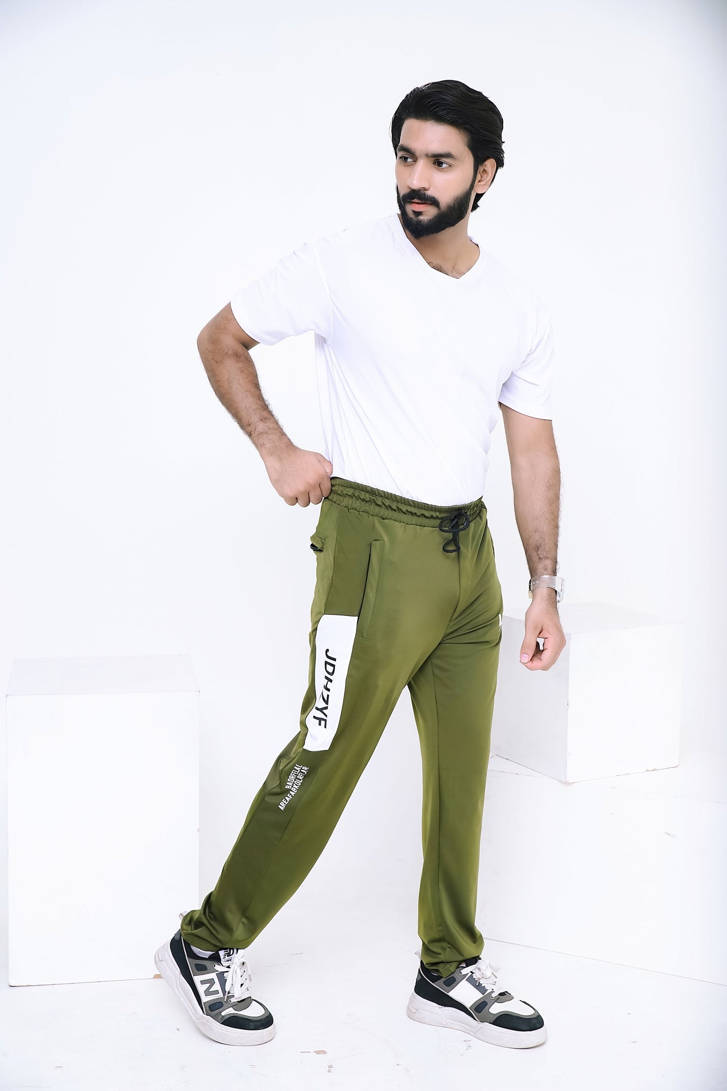 LV PREMIUM 4 WAY STRETCHABLE UNISEX GREEN JDHY TROUSER 008