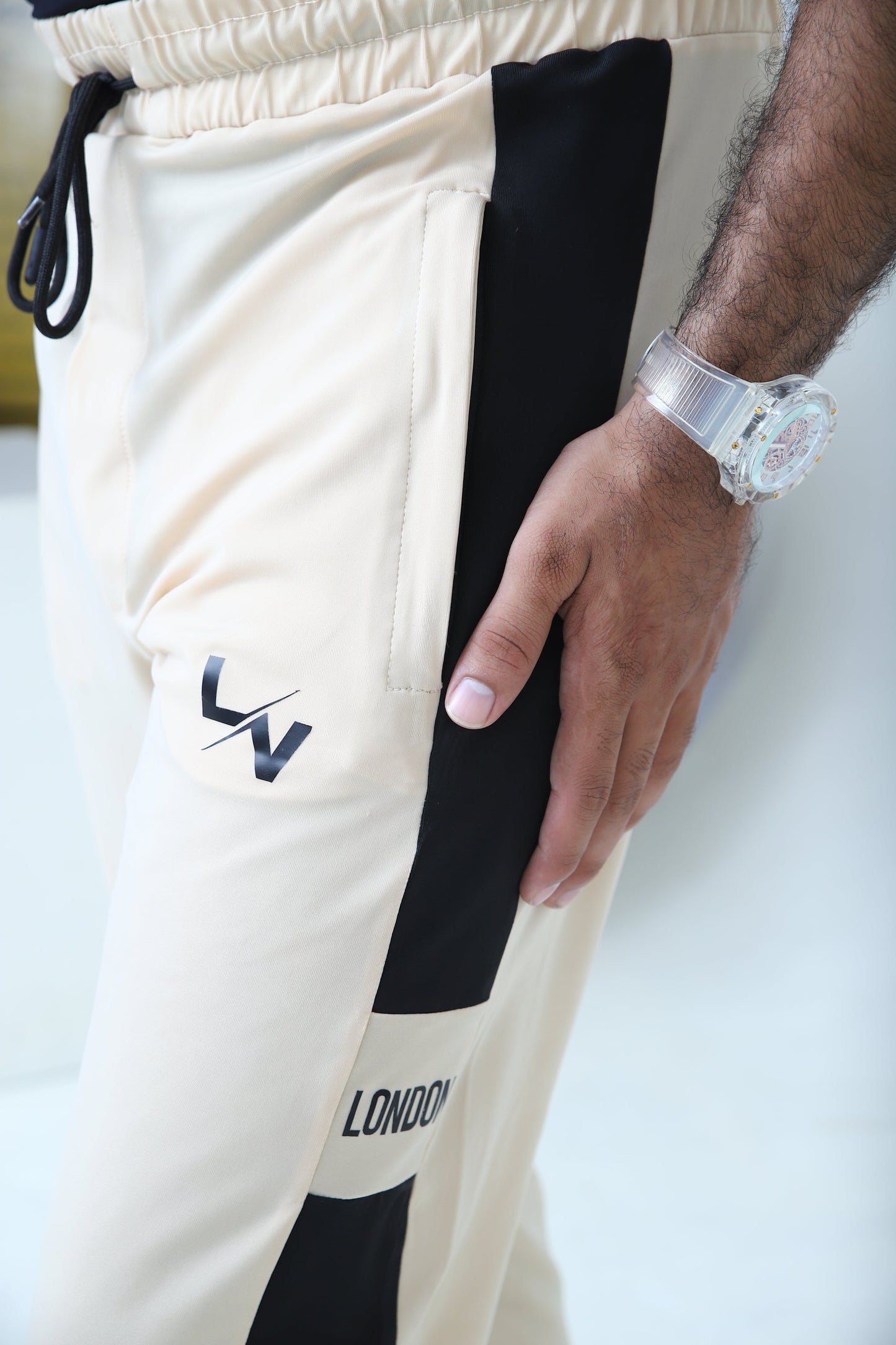 LV PREMIUM 4 WAY STRETCHABLE UNISEX SKIN PANEL  TROUSER 011