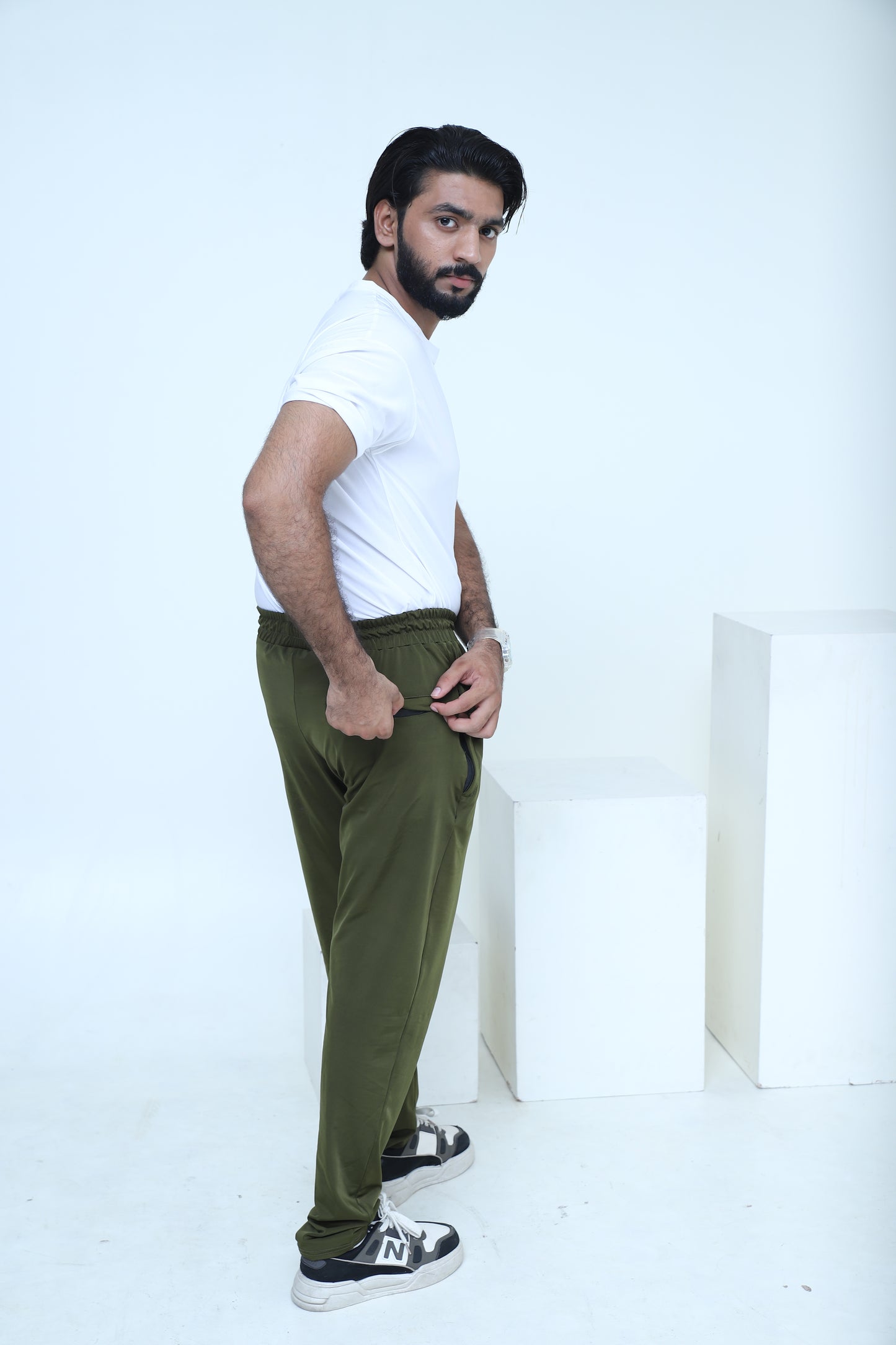 LV PREMIUM 4 WAY STRETCHABLE GREEN PLAIN  TROUSER 012
